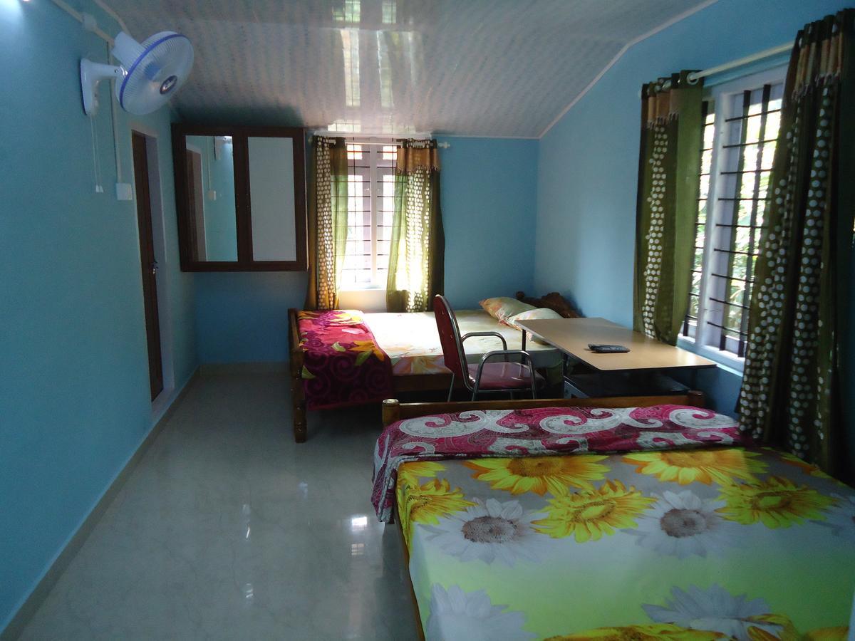 Bluemount Apartment Kattappana Екстериор снимка